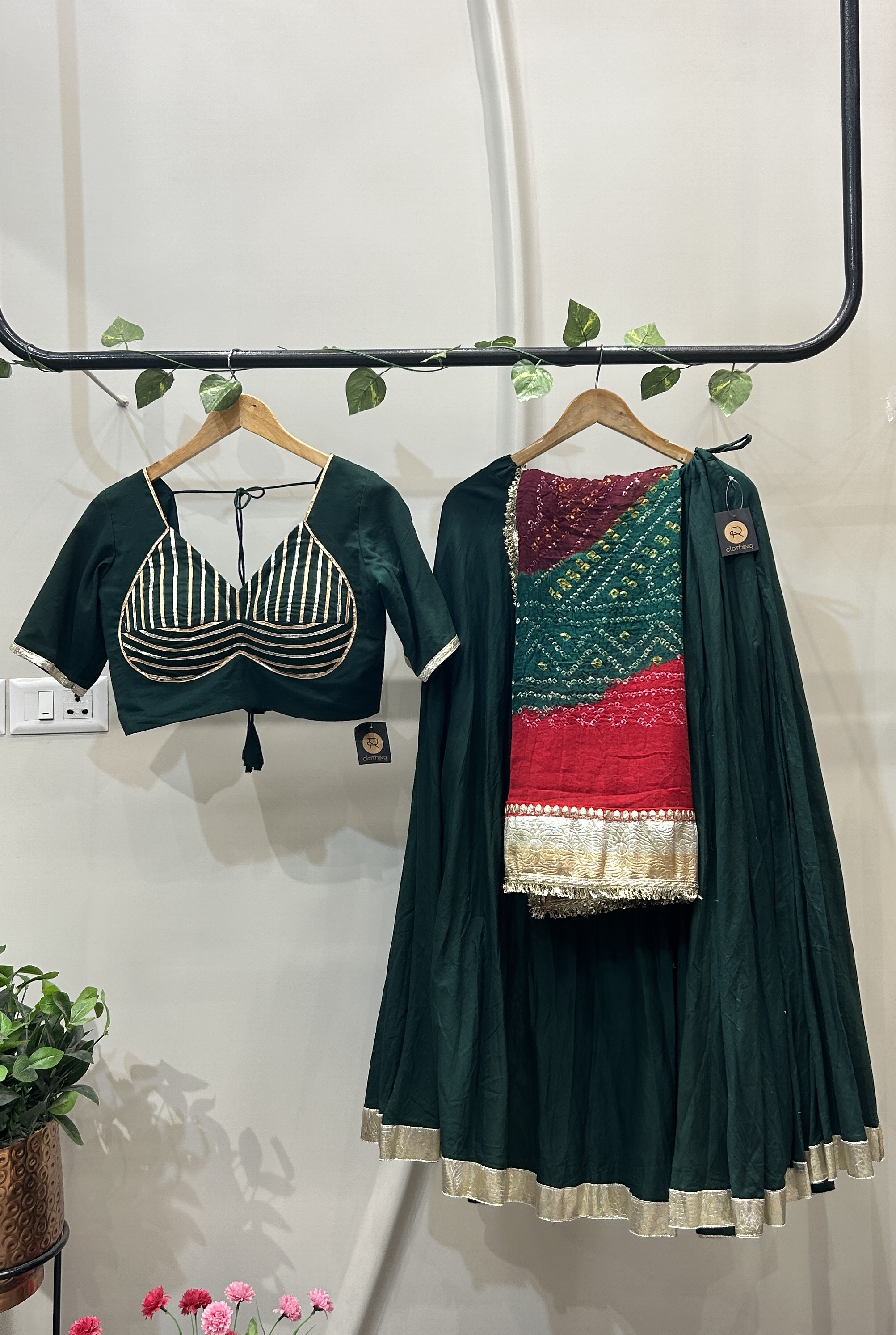 GREEN & MAROON